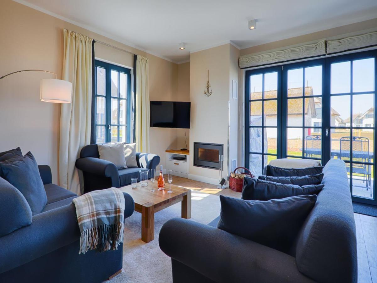 Reetland Am Meer - Luxus Reetdachvilla Mit 3 Schlafzimmern, Sauna Und Kamin F18 Dranske Exterior photo